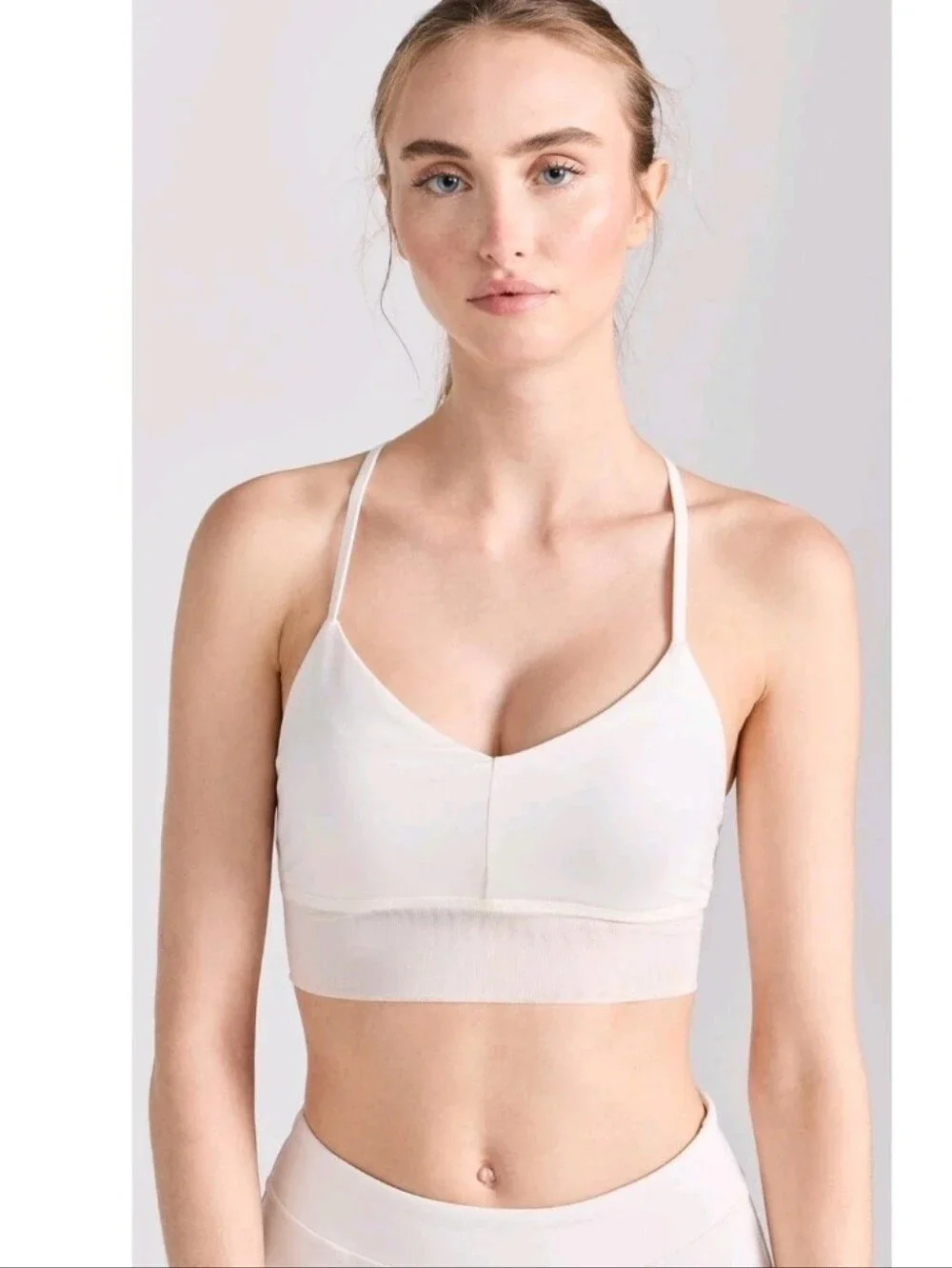 Alo Yoga Women's Lavish Bra In Blush Pink